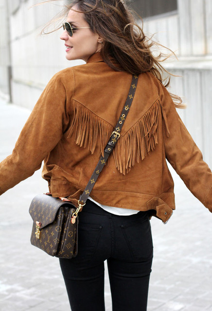 16 Chic Outfits With Fringes