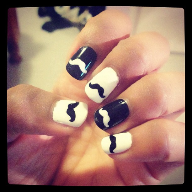 movember nails