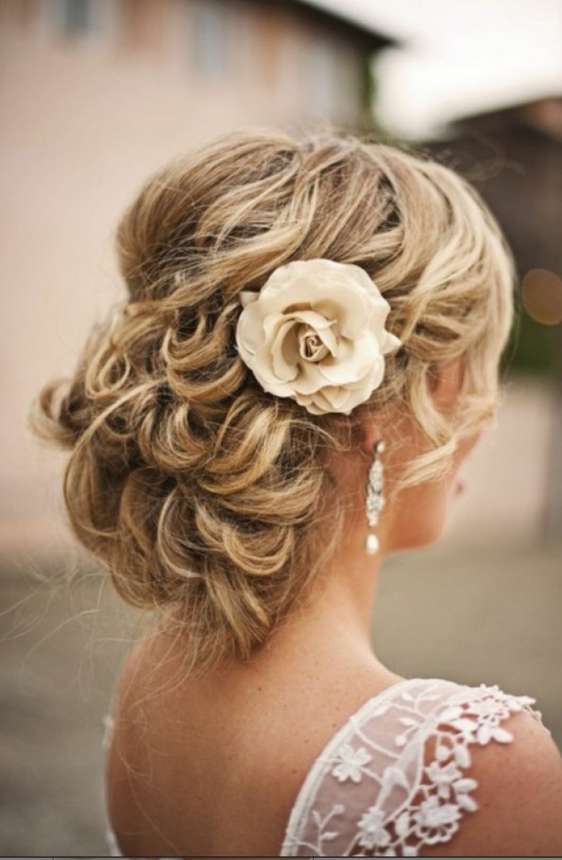 THE 15 BEST BRIDAL HAIRSTYLES EVER