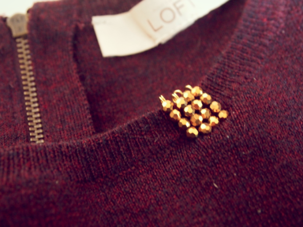 diy-loft-peplum-sweater-beaded-collar-beaded