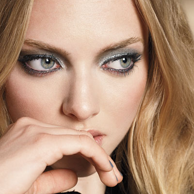 The Grand Comeback of the Metallic Eye Makeup