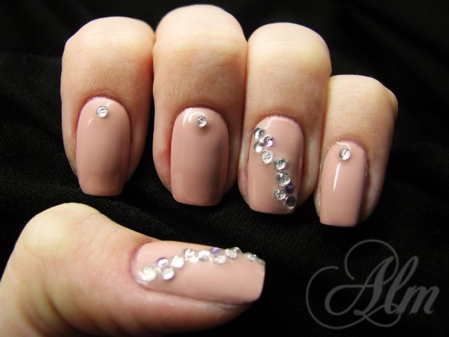 nail-nude-art-6