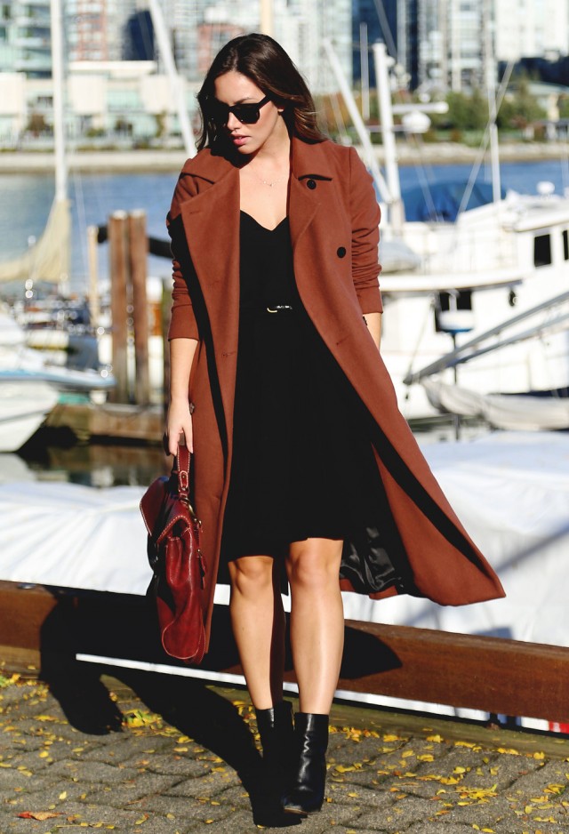 obakki-venetian-red-aritzia-coats