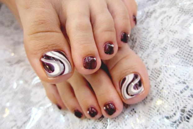 pedicure_nail_art_designs_13_thumb