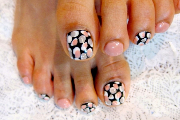 pedicure_nail_art_designs_5_thumb