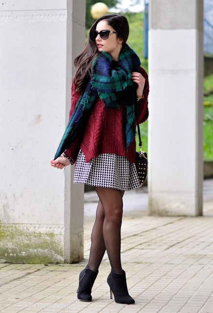 15-ways-to-wear-scarf-in-the-chilly-fall-days-always-in-trend-10~look-main-single