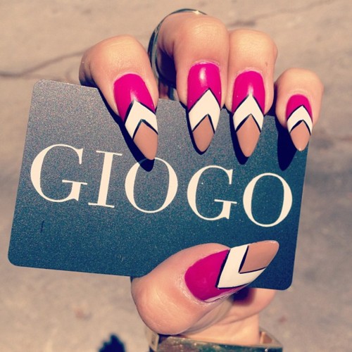 5690-spring-nails-for-the-giogo-girls