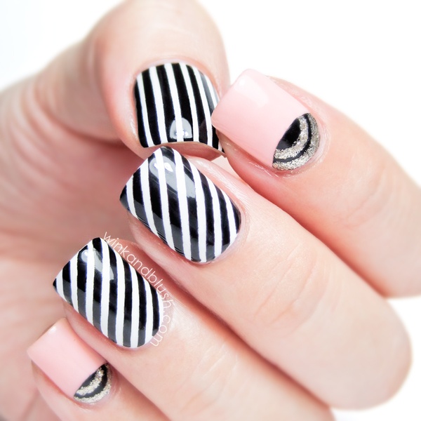 Classic-Black-and-White-Striped-Nail-Art-Design-For-Girl