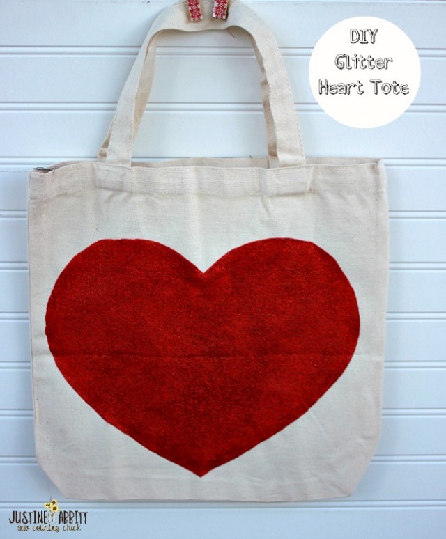 DIYGlitterHeartTote