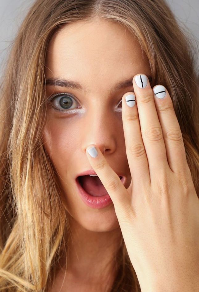 17 Cute Minimalist Nail Art Designs