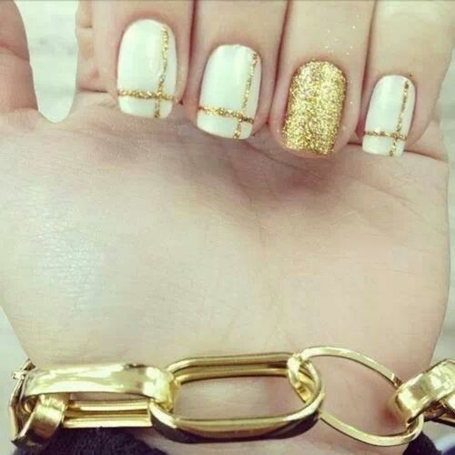 White-and-gold-wedding-nails