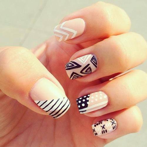 black-white-tribal-nails