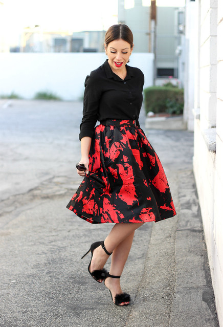 dailylook-red-skirts-black~look-main-single