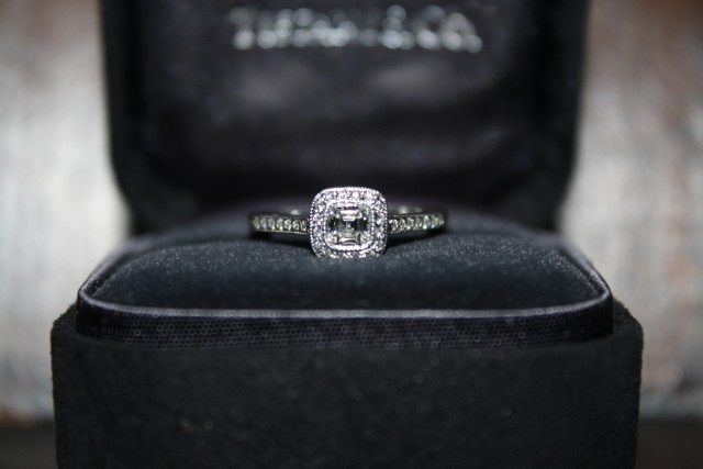 engagement-rings-in-tiffany-box-chele-jewelry-1400530361c48pl