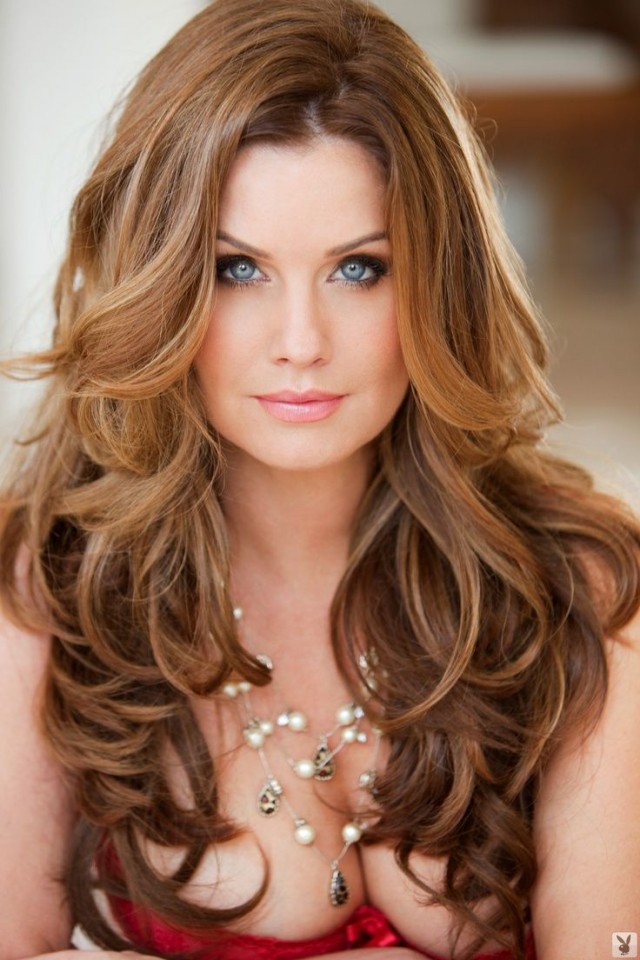 long-wavy-and-curly-hairstyles-2015