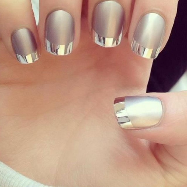 luxury-silver-nail-designs-54504eb379a13