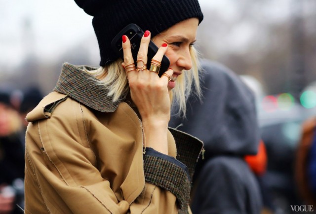 pfw-fw2013-street-style-day2-27_132207798143-1024x694