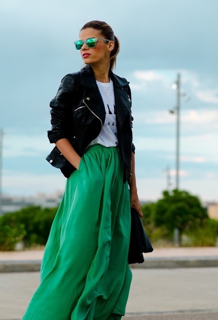 20-stylish-ways-to-wear-maxi-skirt-top-fashion-corner-2~look-main-single