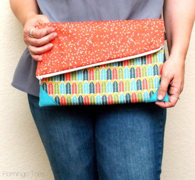 Casual-Fold-Over-Clutch-795x732