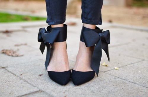 elegant-diy-bow-heels-2-500x331