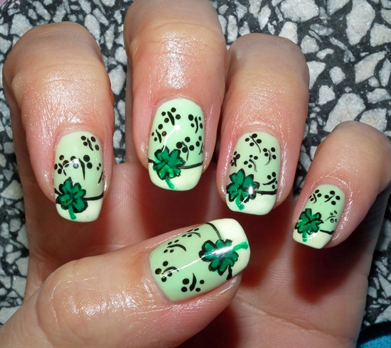 16 St.Patrick’s Day Nail Art Designs