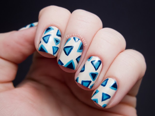 opi_eurocentrale_triangles3