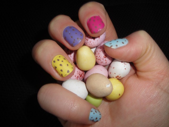 Easter-Egg-Nail-Art-Mini-Eggs-Cadbury-Matte-5