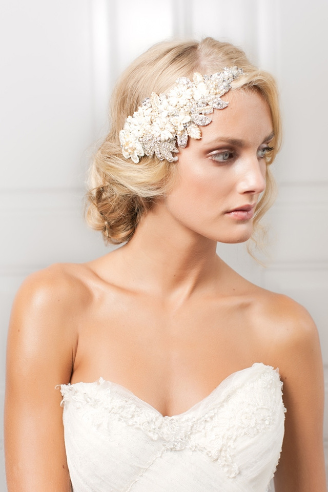 19 Fabulous Bridal Hairstyles With Veils and Hairpieces