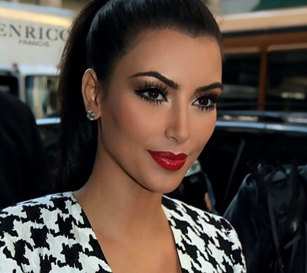 Kim_K.jpg-lips