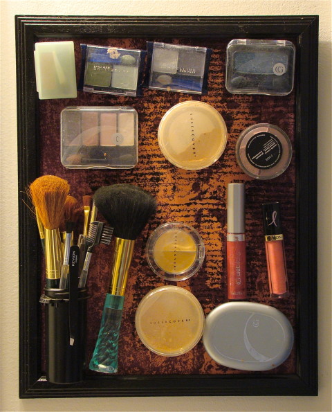 Magnetic-Makeup-Board-1-480x595