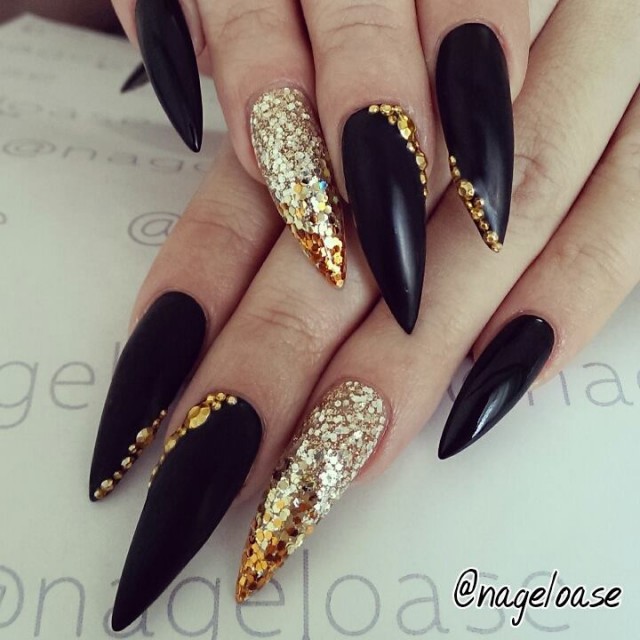 black-gold-stiletto-nails