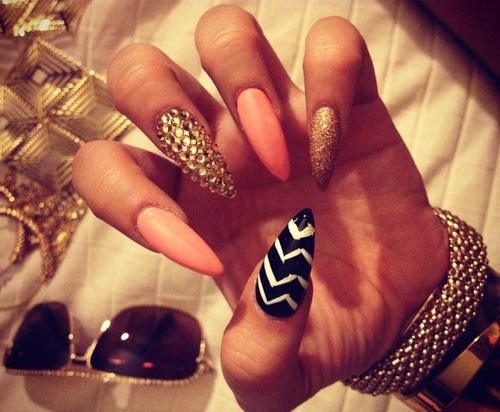 pointy-nail-designs