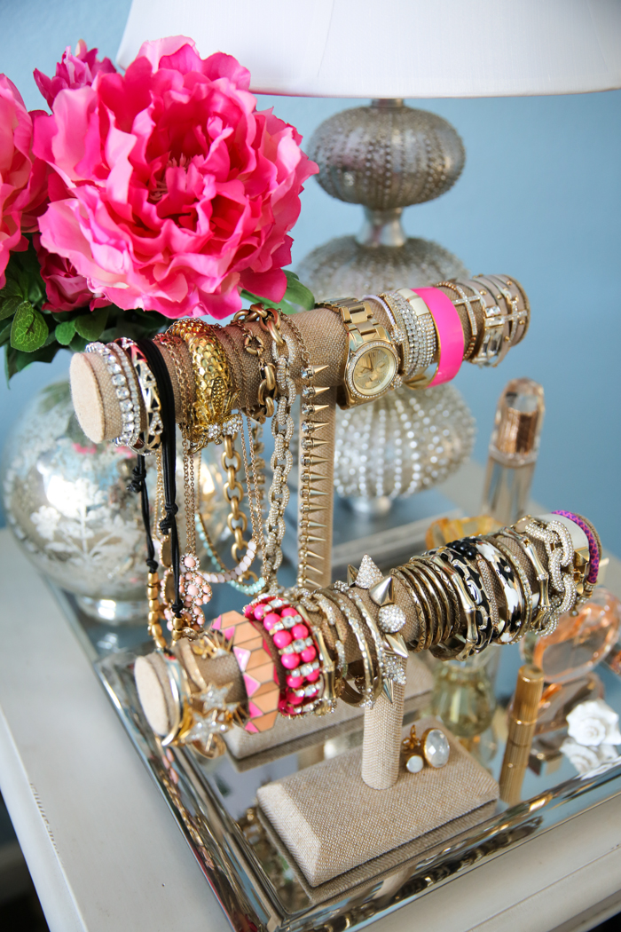 24 Smart Ways To Organize Your Accessories