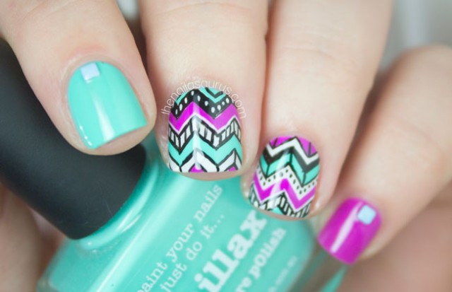 chevron-nail-art-design-04