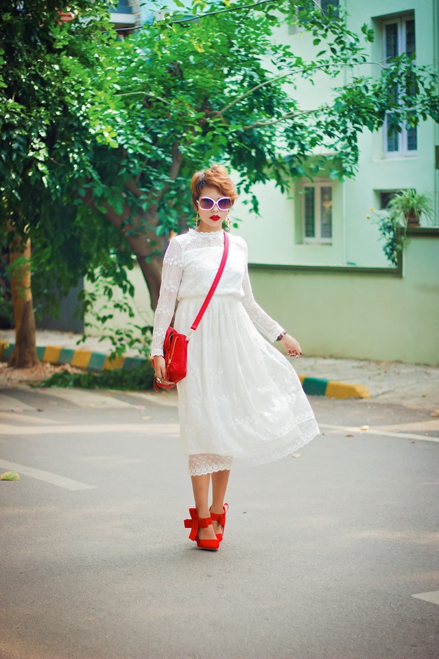 Indian-Fashion-Streetstyle-Fashion-Blogger-in-Bangalore-India_Nilu-Yuleena-Thapa_Chicwish-full-of-grace-white-lace-mesh-dress_Bow-Pumps_hidesign-sunglasses22