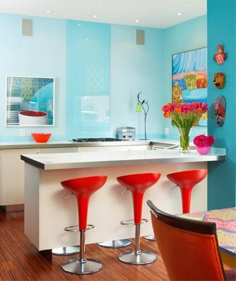 Дизайн покраски кухни. Цветные кухни. Яркий интерьер кухни. Кухня в ярких цветах. Сочетание цветов в интерьере кухни.