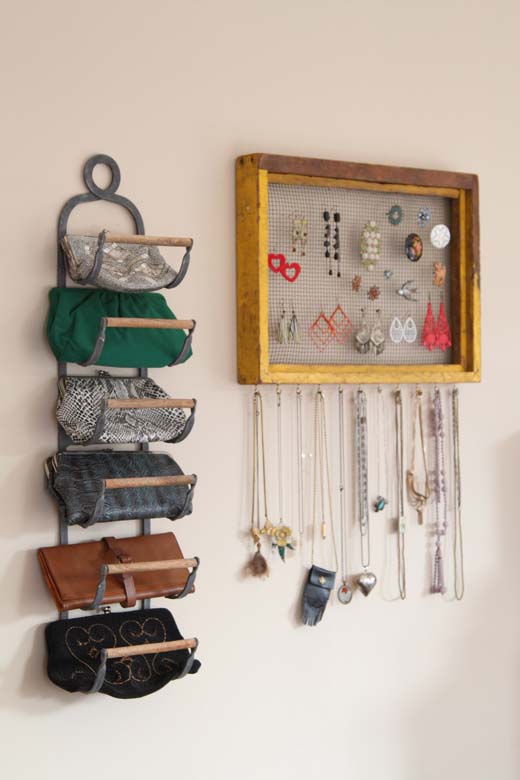 How to Organize Vintage Jewelry