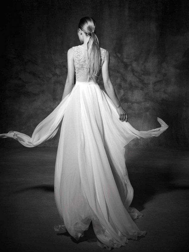 NOGUERA_2_yolancris_couture_dress_wedding_high_end_barcelona_bridal_gown_vestido