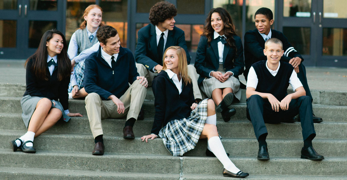 10 Great Ways to Accessorize a Strict School Uniform