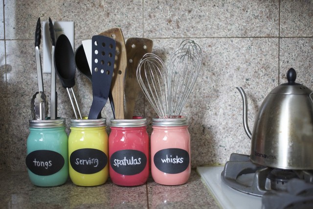 kitchen utensil organizer