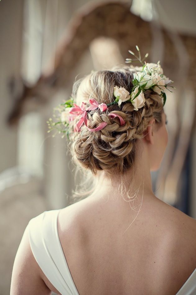 15 Marvelous Hairstyles Every Bride Need to See