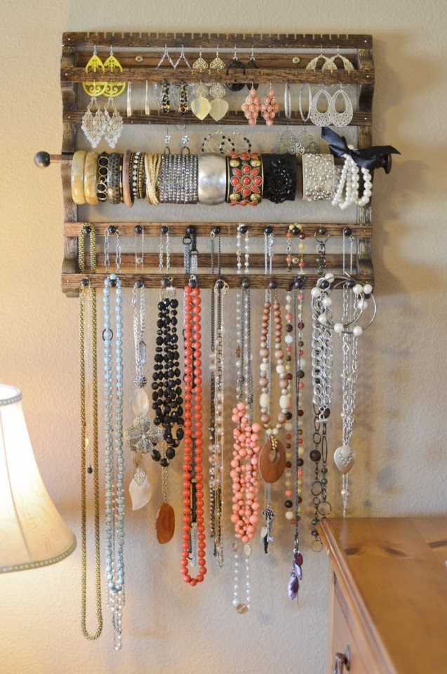 diy jewelry organizer