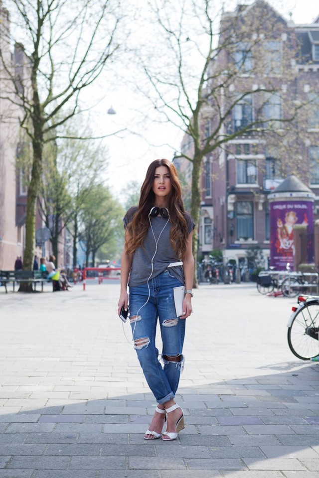 Outstanding Street Style Combinations with Ripped Jeans