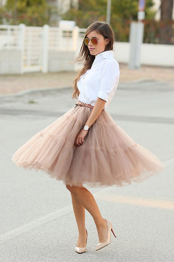 10 Fashionable Ideas to Style Tulle Skirts and Look Fabulous