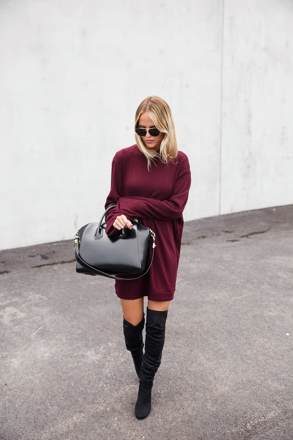 15 Awesome Burgundy Outfits That Will Catch Your Attention
