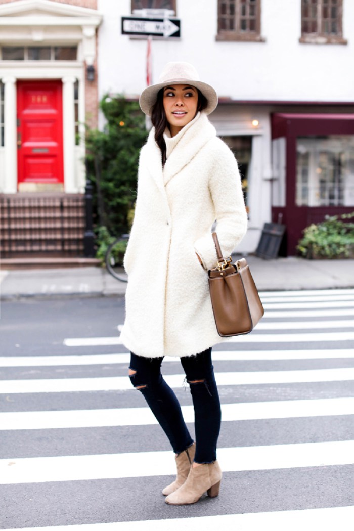 16 Outstanding Outfits with White Turtlenecks to Copy Now