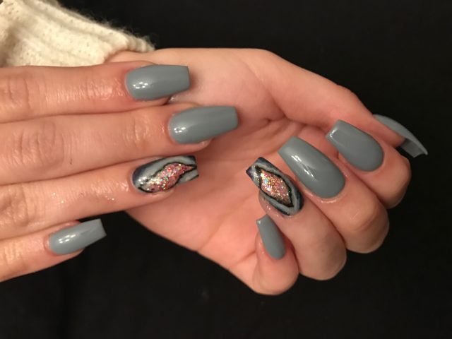 nail12