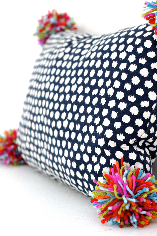 pom pom10