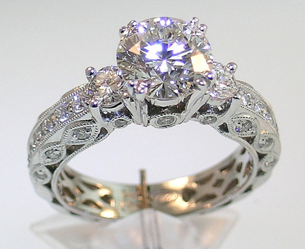 What to Look for in Buying a Diamond Ring