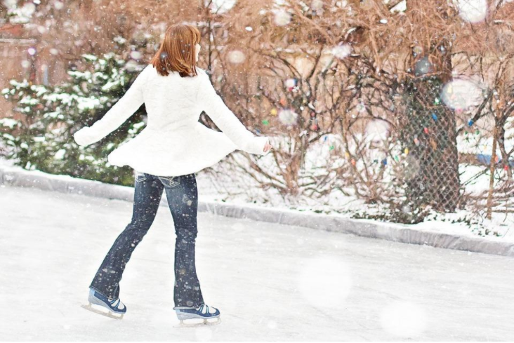 What Not to Wear: Fashion Tips While on the Ice